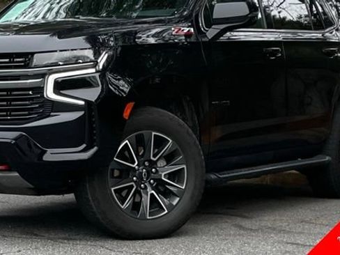 Used 2021 Chevrolet Tahoe Z71 w/ Z71 Off-Road Package AWD/4WD image 2