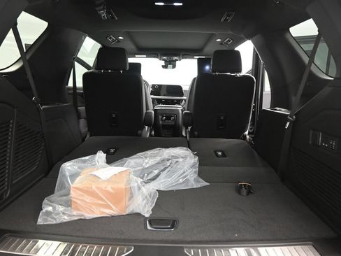 New 2025 Chevrolet Tahoe Premier AWD/4WD image 24