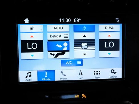 Used 2018 Ford F150 Platinum w/ Equipment Group 701A Luxury AWD/4WD image 23