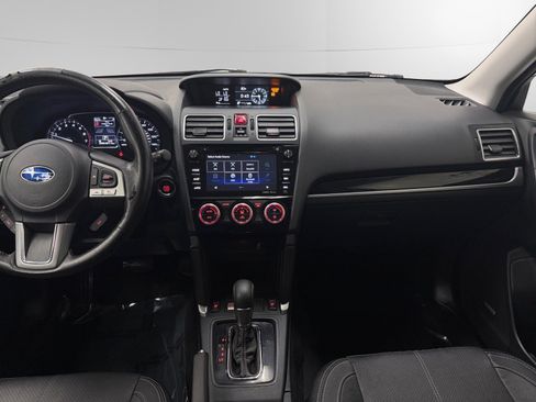 Used 2017 Subaru Forester 2.5i Touring AWD/4WD image 11