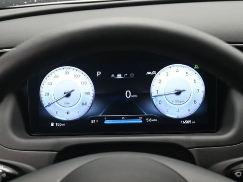 Used 2024 Hyundai Tucson Limited AWD/4WD image 11