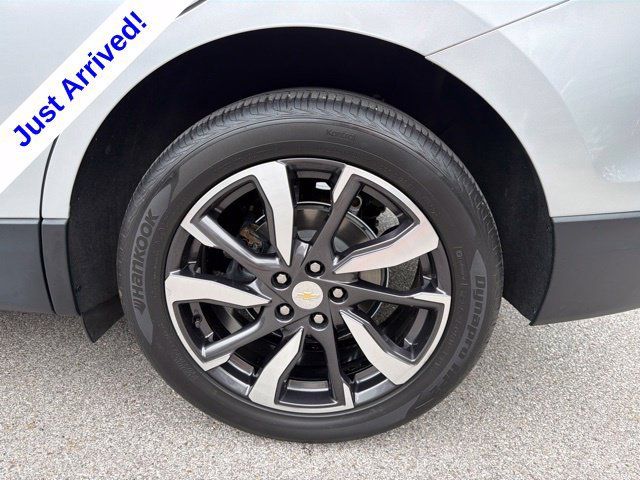 Used 2022 Chevrolet Equinox LT FWD image 14