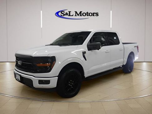 Used 2025 Ford F150 XLT w/ Equipment Group 302A MID AWD/4WD image 3