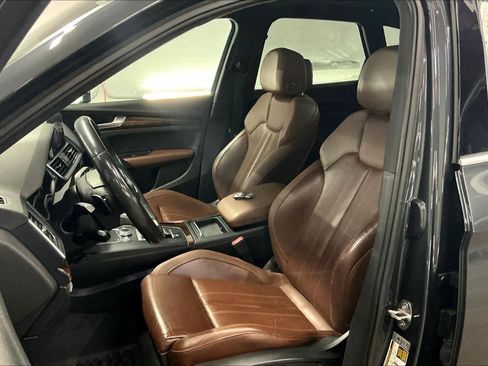 Used 2018 Audi Q5 Premium Plus w/ Premium Plus Package image 27