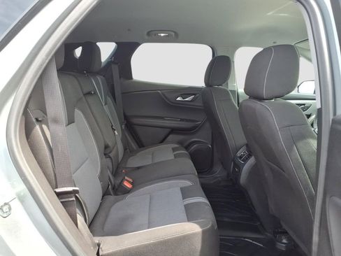 Used 2024 Chevrolet Blazer LT w/ Convenience Package FWD image 11