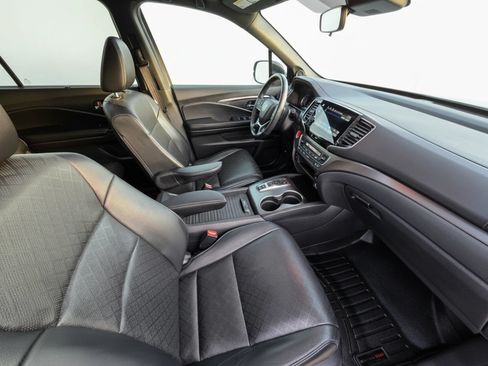 Used 2020 Honda Passport EX-L image 14