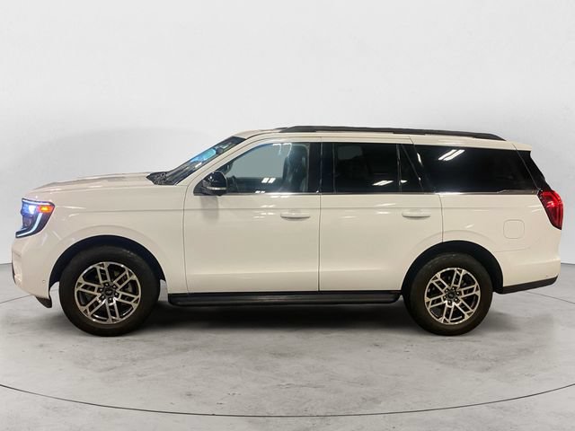 Used 2025 Ford Expedition Active AWD/4WD image 8