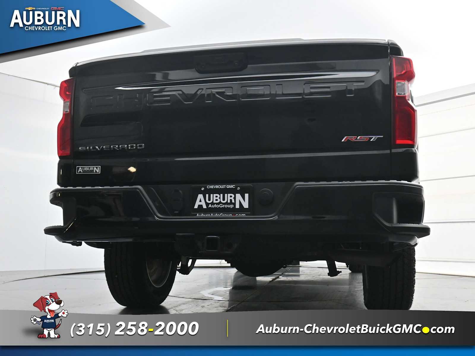 Used 2023 Chevrolet Silverado 1500 RST AWD/4WD image 23
