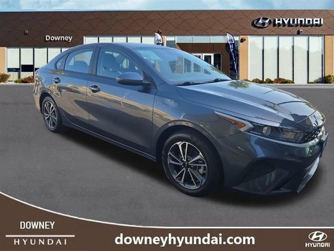 Used 2024 Kia Forte LXS FWD image 7