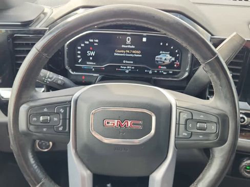 Used 2022 GMC Sierra 1500 Elevation image 16