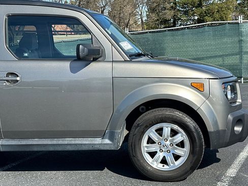 Used 2007 Honda Element EX image 32