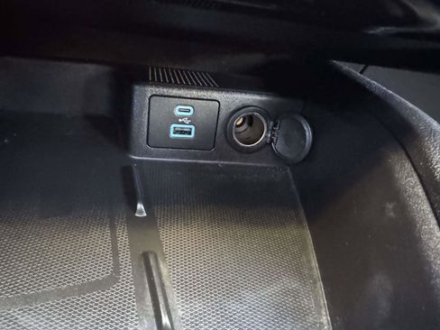 Certified 2022 Ford Escape SEL w/ Technology Package image 31