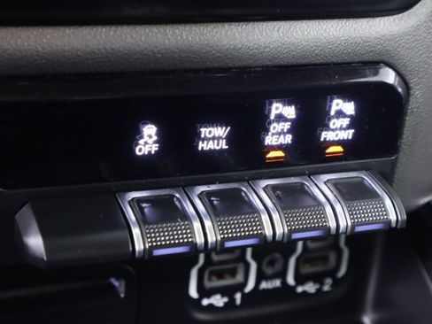 Used 2019 RAM 1500 Big Horn AWD/4WD image 25
