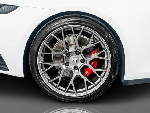 Used 2021 Porsche 911 Carrera 4S image 9