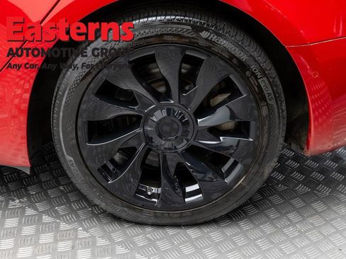 Used 2022 Tesla Model 3 Long Range AWD/4WD image 8