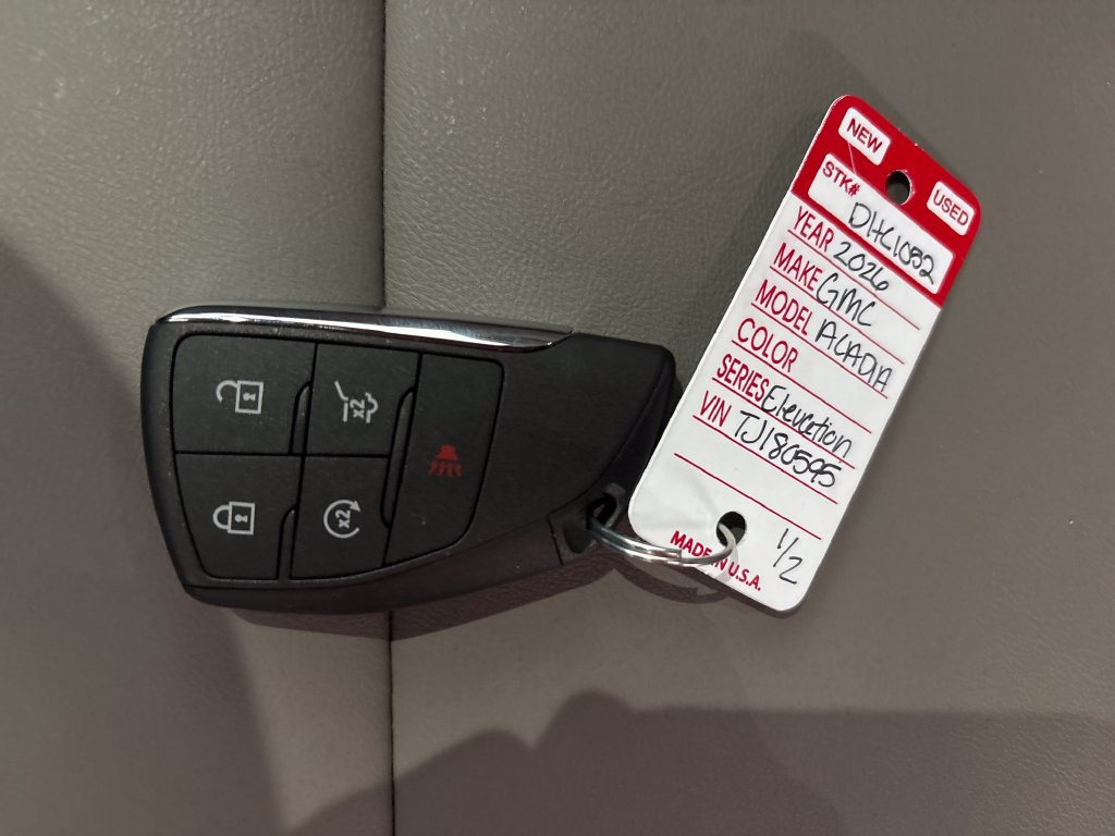 Used 2026 GMC Acadia Elevation w/ Elevation Premium Package FWD image 35