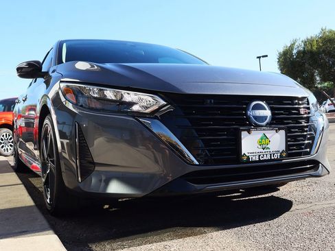 Used 2024 Nissan Sentra SR image 18