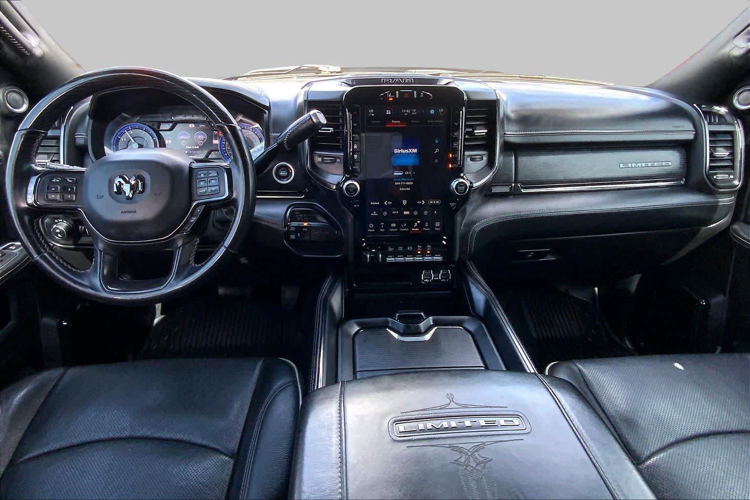 Used 2022 RAM 3500 Limited AWD/4WD image 16