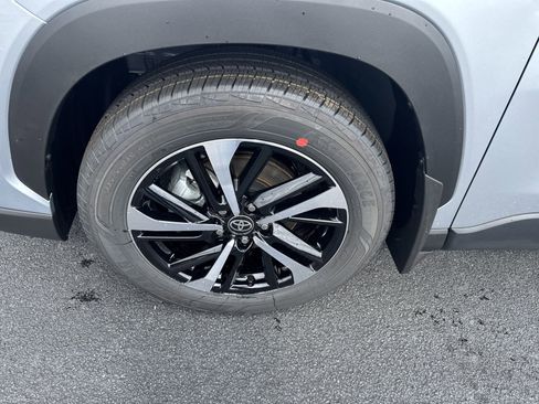 New 2025 Toyota Corolla Cross AWD Hybrid image 9