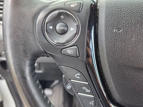 Used 2017 Honda Ridgeline RTL-E image 32