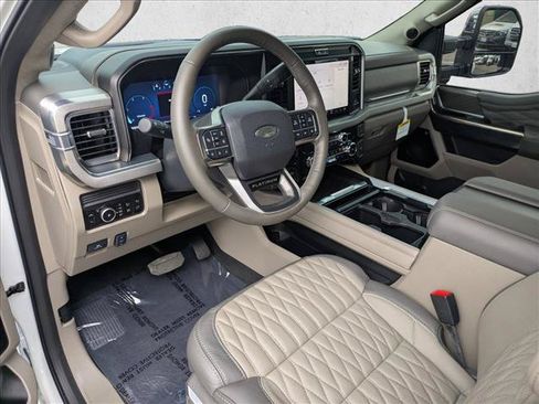 Used 2025 Ford F450 Platinum w/ Platinum Plus Package AWD/4WD image 9
