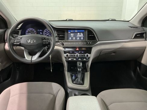 Used 2020 Hyundai Elantra SEL FWD image 6