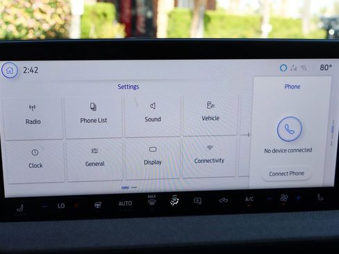 Used 2025 Ford Maverick XLT w/ Equipment Group 301A image 30