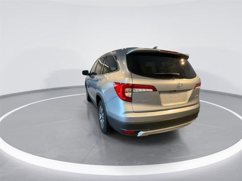 Used 2020 Honda Pilot EX image 7