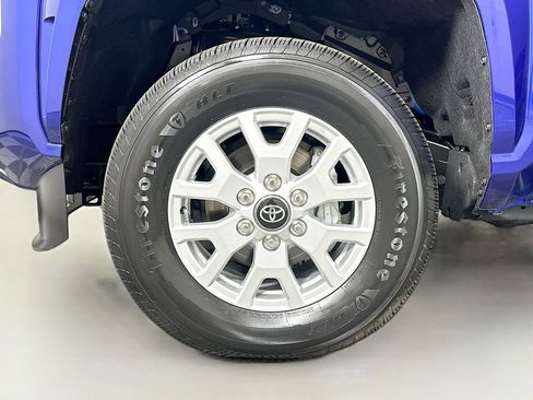 Used 2025 Toyota Tacoma SR5 image 30