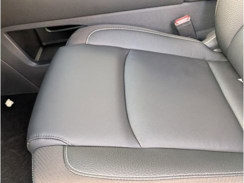 New 2025 Nissan Pathfinder SL w/ SL Premium Package image 26