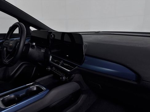 Used 2024 Chevrolet Equinox EV LT image 27