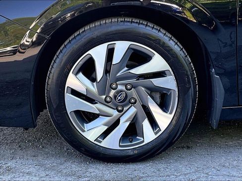 Certified 2024 Subaru Legacy Limited AWD/4WD image 17