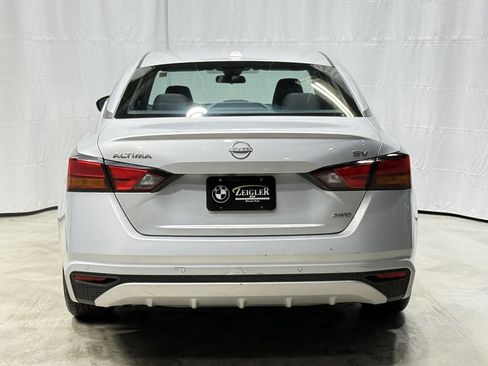 Certified 2023 Nissan Altima 2.5 SV image 5