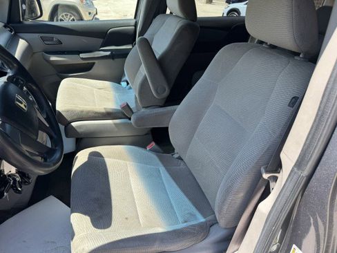 Used 2011 Honda Odyssey LX image 10