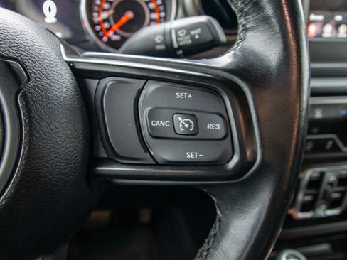 Used 2022 Jeep Wrangler Unlimited Sport AWD/4WD image 22