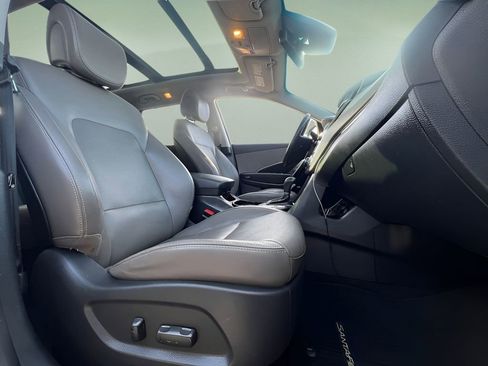 Used 2018 Hyundai Santa Fe SE Ultimate w/ SE Ultimate Tech Package 03 image 27