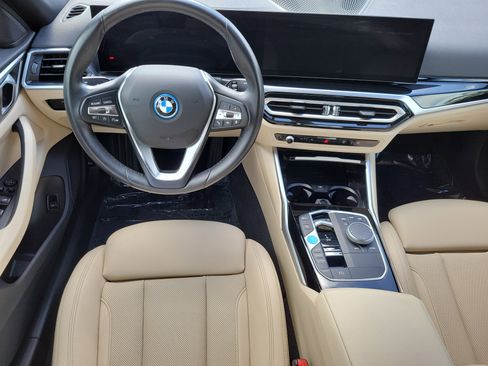 Certified 2023 BMW i4 eDrive35 RWD image 8