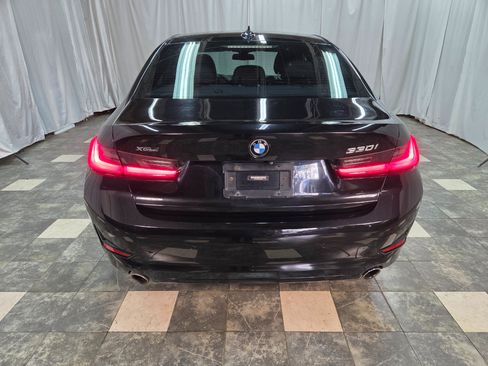 Used 2019 BMW 330i xDrive Sedan w/ Convenience Package image 4