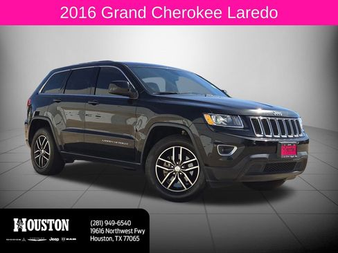 Used 2016 Jeep Grand Cherokee Laredo image 1