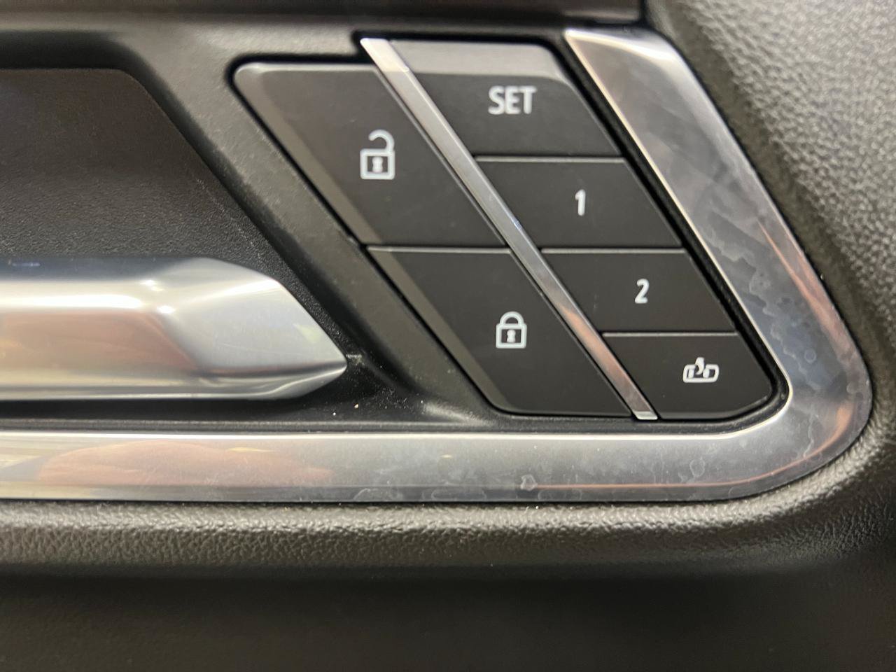 Used 2026 GMC Sierra 1500 SLT RWD image 41