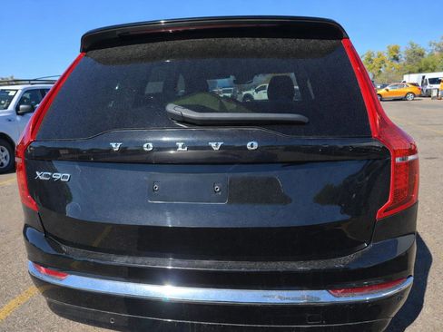 Used 2023 Volvo XC90 T8 Core image 17
