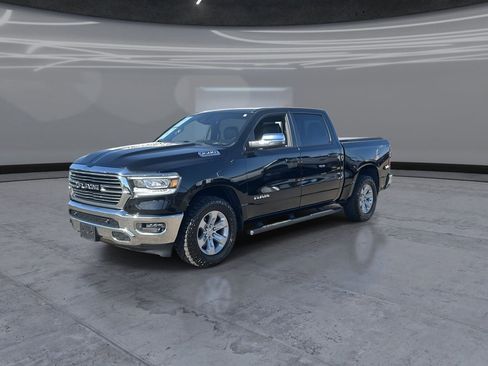 Used 2023 RAM 1500 Laramie AWD/4WD image 3