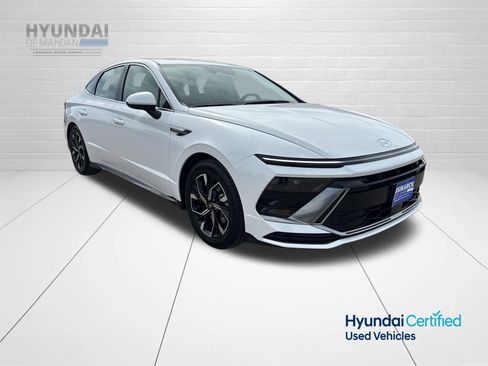 Used 2025 Hyundai Sonata SEL AWD/4WD image 2