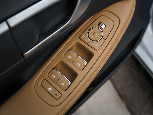 New 2025 Hyundai Sonata Limited image 15