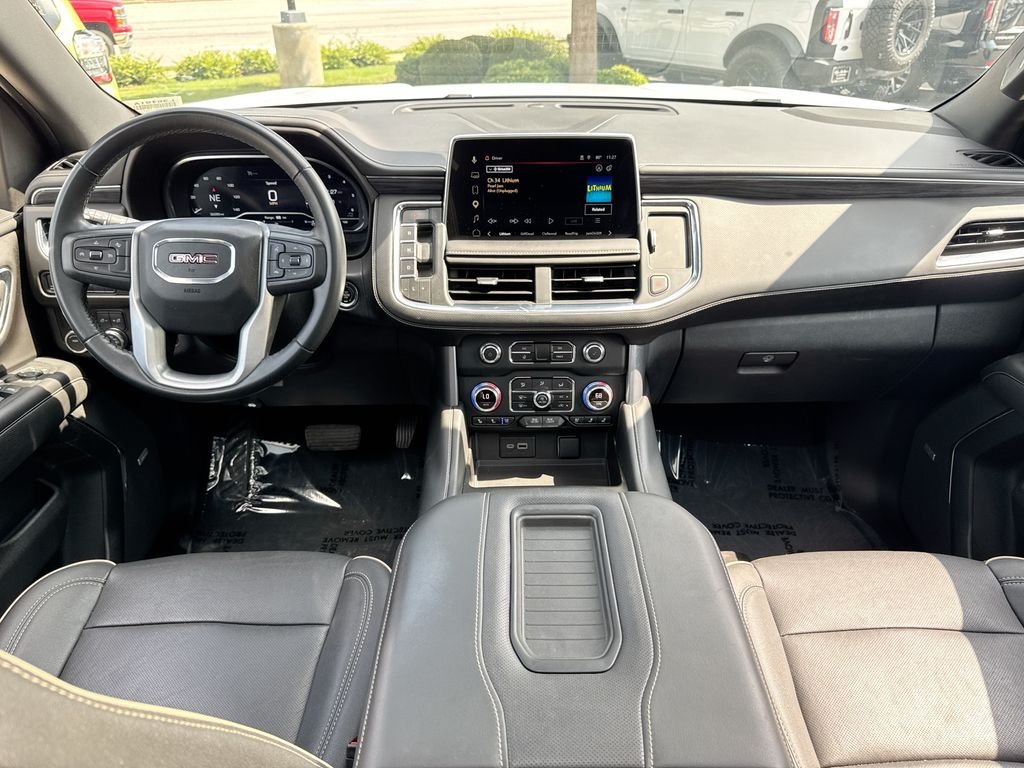 Used 2023 GMC Yukon SLT RWD image 24