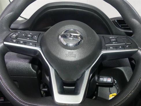 Used 2019 Nissan Rogue Sport S AWD/4WD image 31