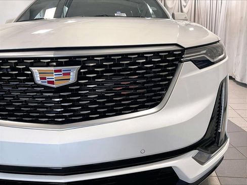 Used 2024 Cadillac XT6 Luxury w/ LPO, Floor Liner Package AWD/4WD image 33