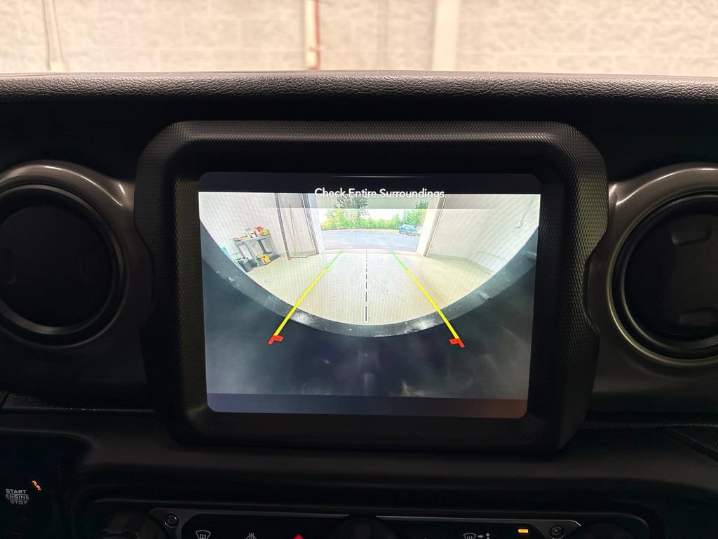 Used 2022 Jeep Wrangler Sport AWD/4WD image 26