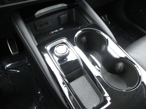 Used 2025 Buick Envision Sport Touring image 26