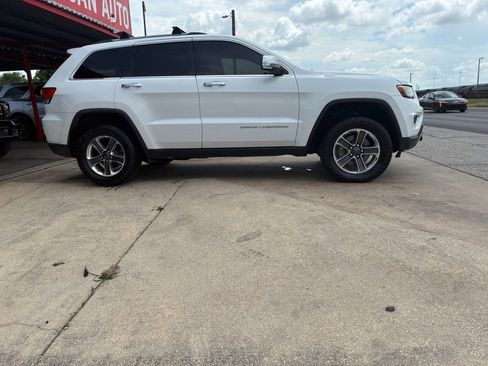 Used 2014 Jeep Grand Cherokee Limited w/ Luxury Group II AWD/4WD image 10